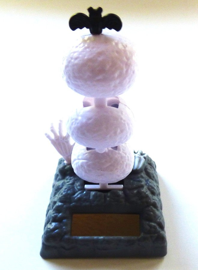 Greenbrier Solar Powered Moving Dancing Halloween Skeleton (Bug Eyed) Totem Pole SKULLS - Image 2